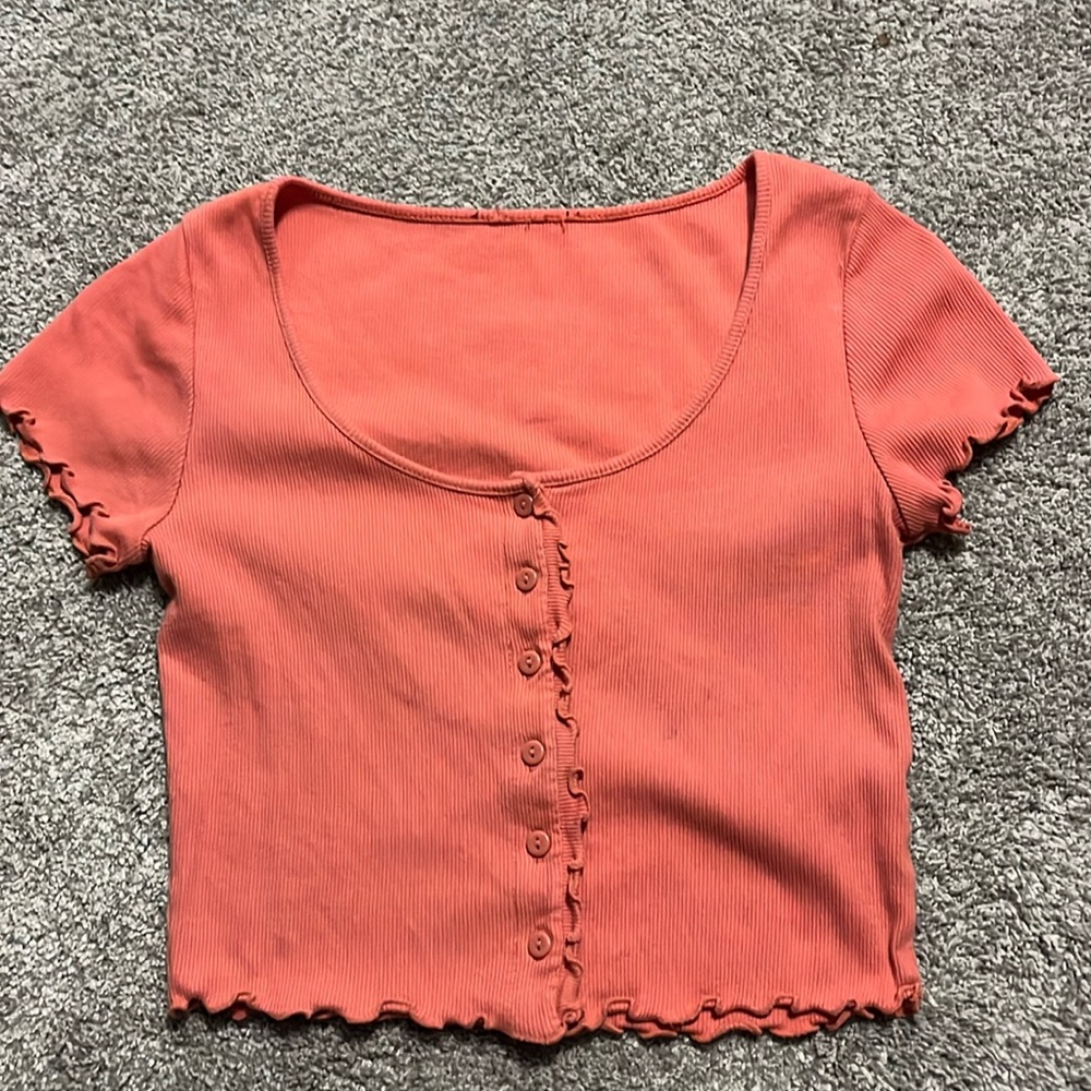 Aeropostale salmon colored crop top